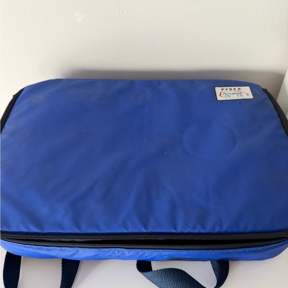 Pyrex - Picture 3 of 4